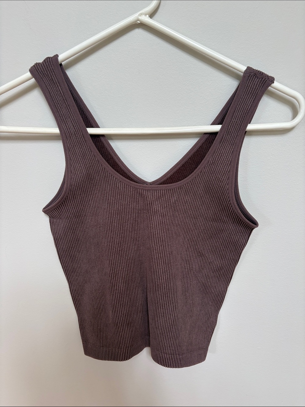 Yelete Ribbed V-Neck Tank Top - Mauve Brown